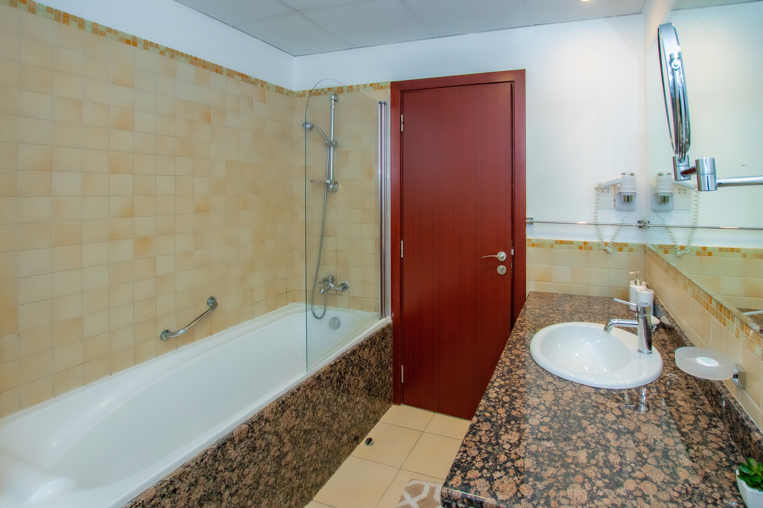 1br Shams 1 jumeirah beach residence dubai